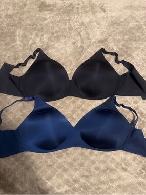 Soma vanishing 360 wireless bra TWO